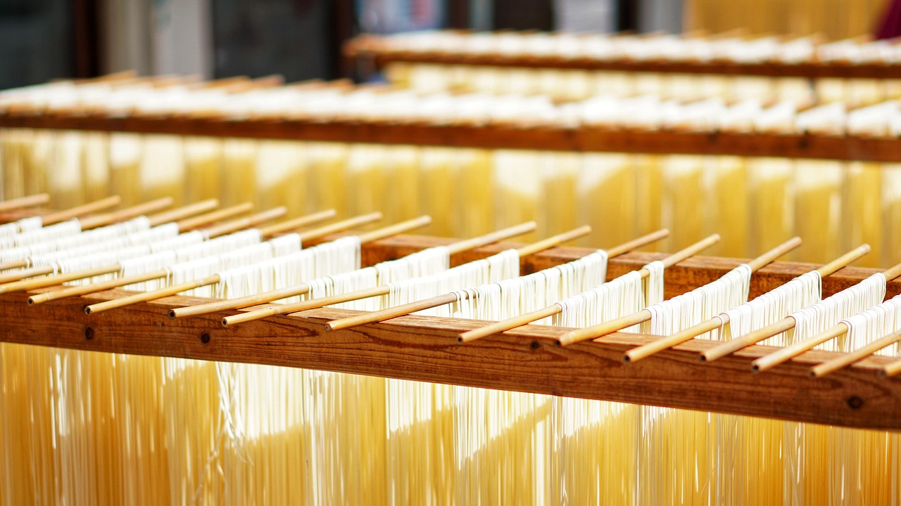 Mengenal Tahapan Pembuatan Mie Skala Industri yang Efisien