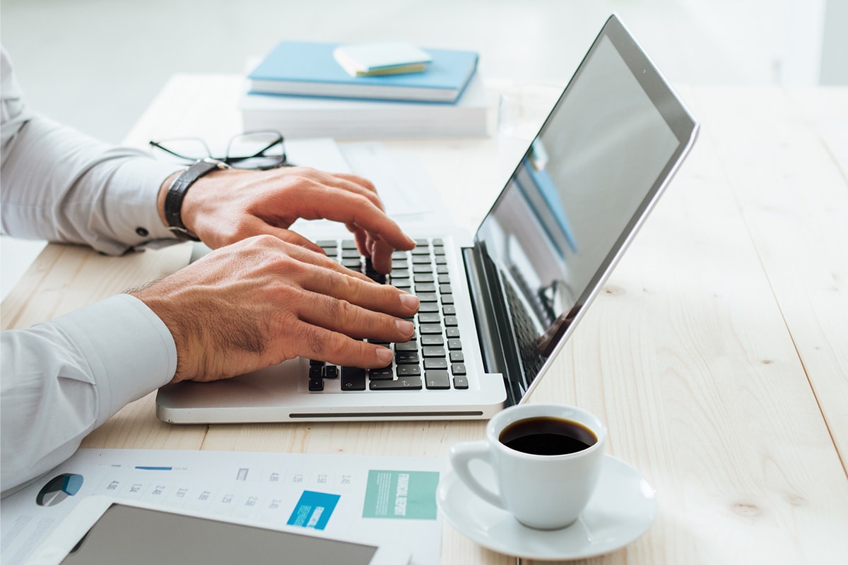 kriteria memilih layanan website profesional