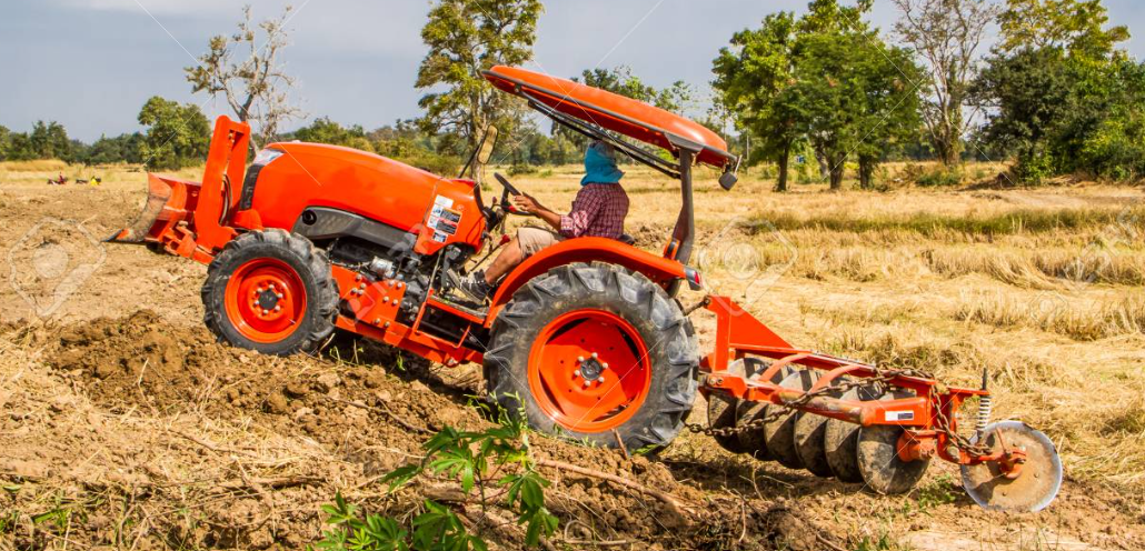mesin bajak sawah moderen